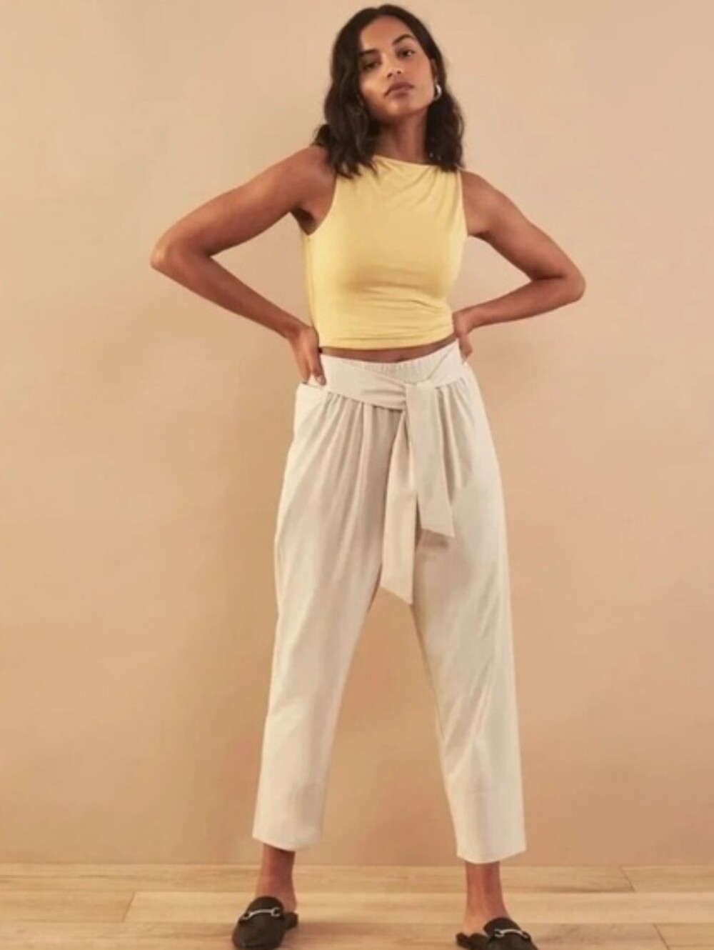 Aday Easy Days Belted Tapered Tan Slim Travel Athletic Pants Size Medium